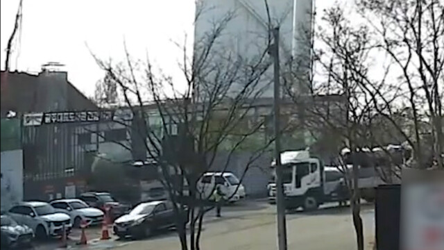 광주 공공도서관 공사장 붕괴...1명 심정지, 3명 매몰