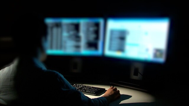 가짜 리딩방에 '미끼' 주식까지... 투자 사기범 잇따라 법정구속