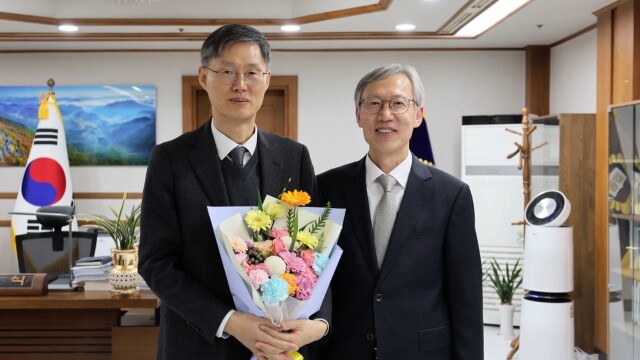 광주 온 문형배, "신뢰 없는 사법부, 독립 무의미" 일갈