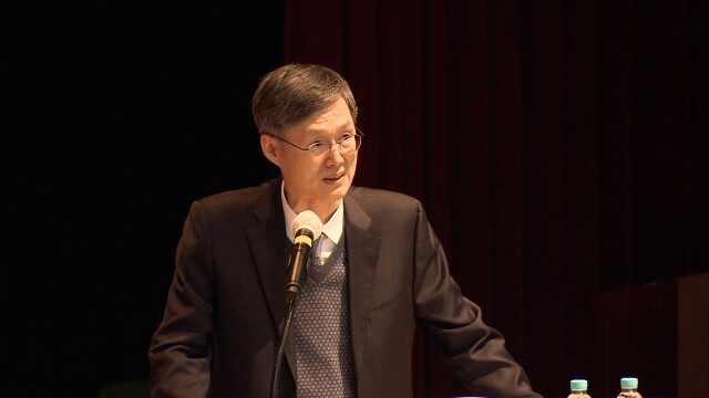 윤석열 파면 1년.. 문형배 전 헌법재판관 광주서 강연