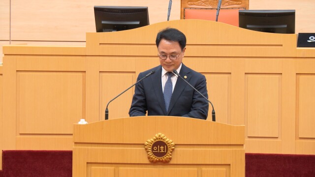 더불어민주당 초대통합시의회 의장후보 송현곤 의원 선출