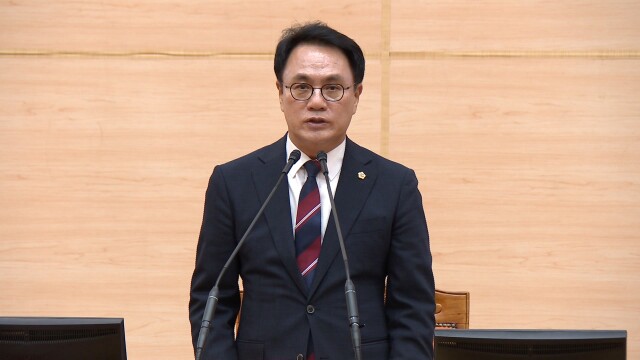 통합시의회 의장단 출범…12개 상임위 구성