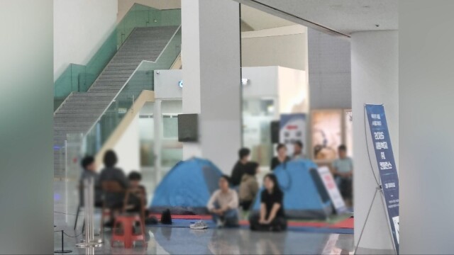 광주장애인자립센터, 광주시청 로비 텐트 철야 농성 돌입